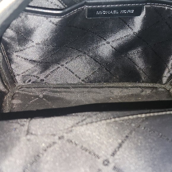 Michael Kors Kenly Medium Bagpack - Picture 5 of 8